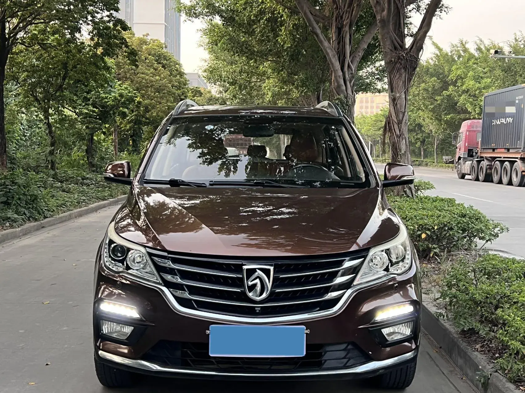 2017 BAOJUN 560 thumbnail 2