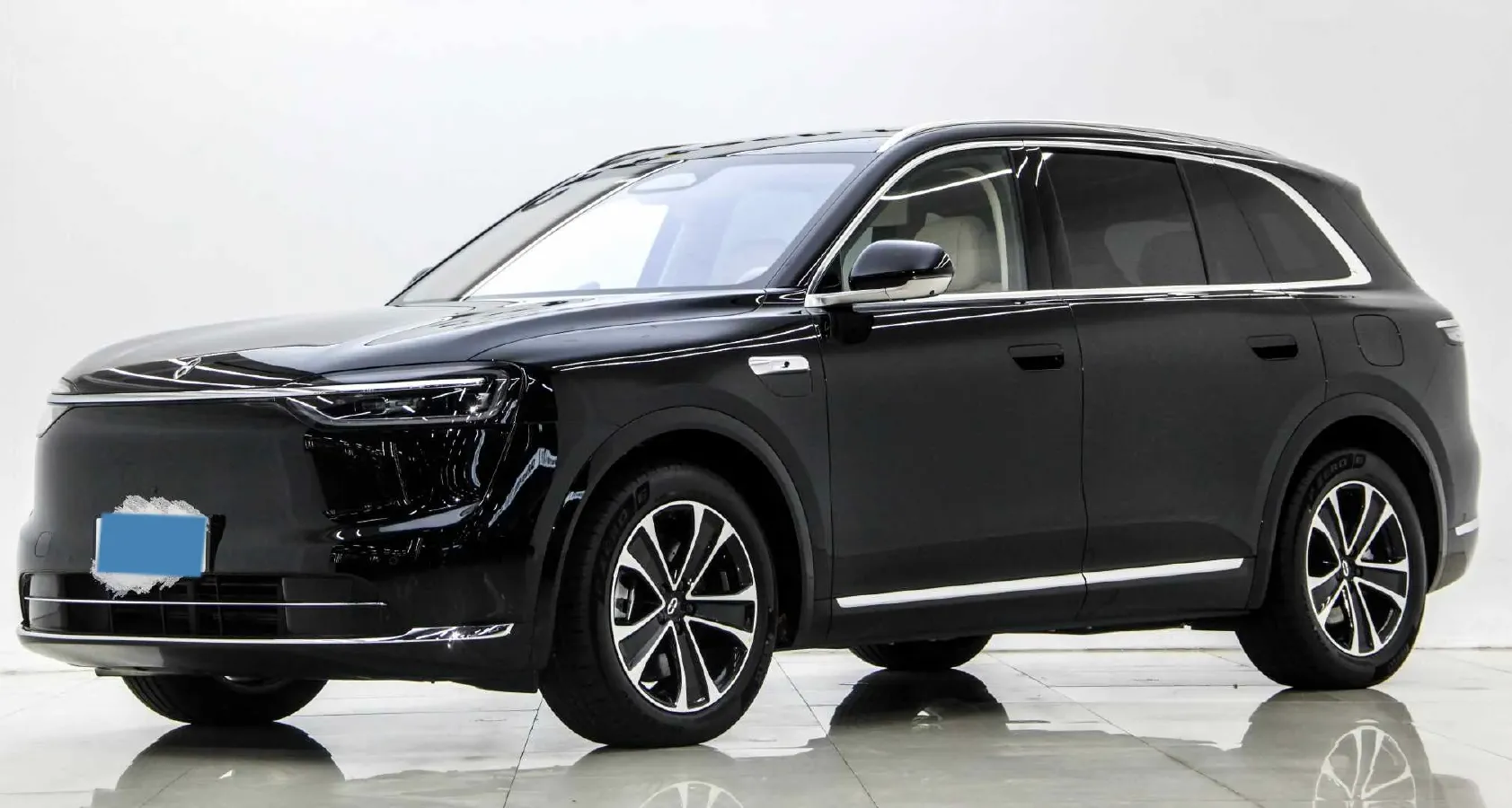 2026 AITO AITO M7 REEV 160HP REEV,autocango,china used car exporter,china ev exporter,chinese used car exporter,chinese used ev exporter