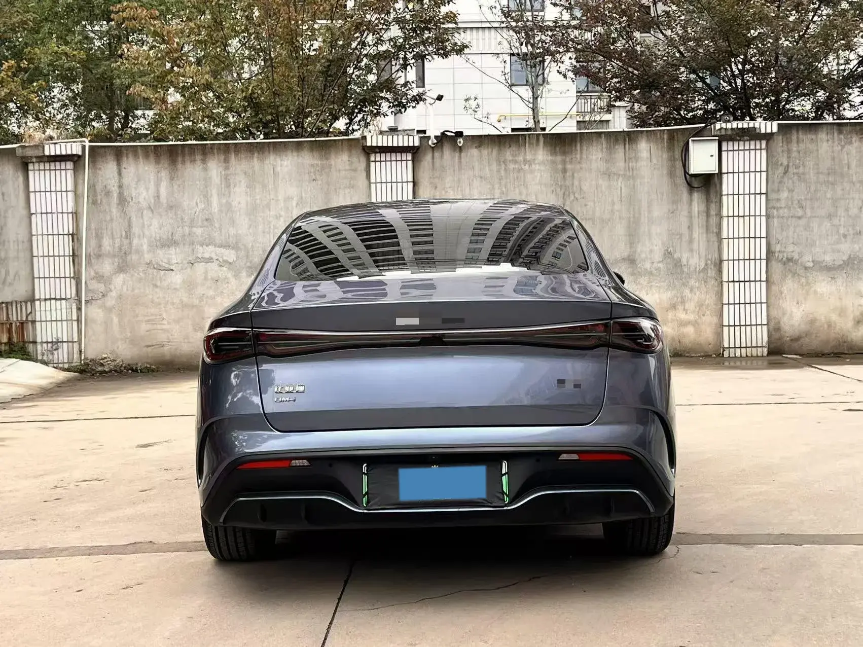 2024 BYD SEAL thumbnail 4