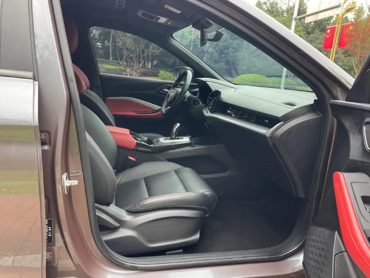 2021 MG 5 1.5T 173HP L4 7DCT,autocango,china used car exporter,china ev exporter,chinese used car exporter,chinese used ev exporter