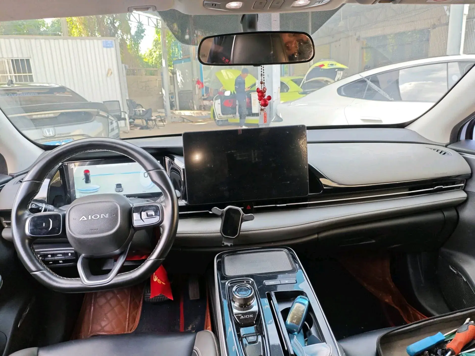 2023 AION S thumbnail 3