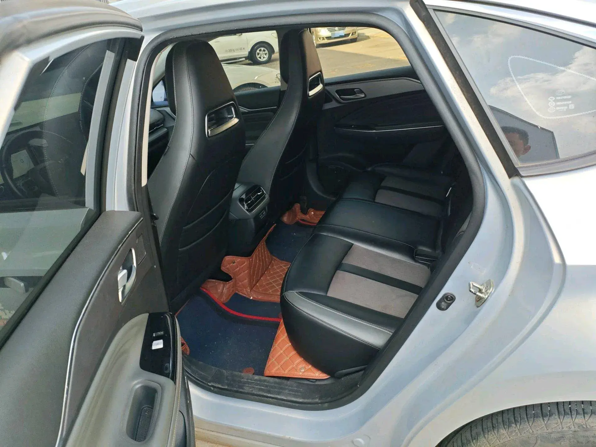 2023 AION S thumbnail 2