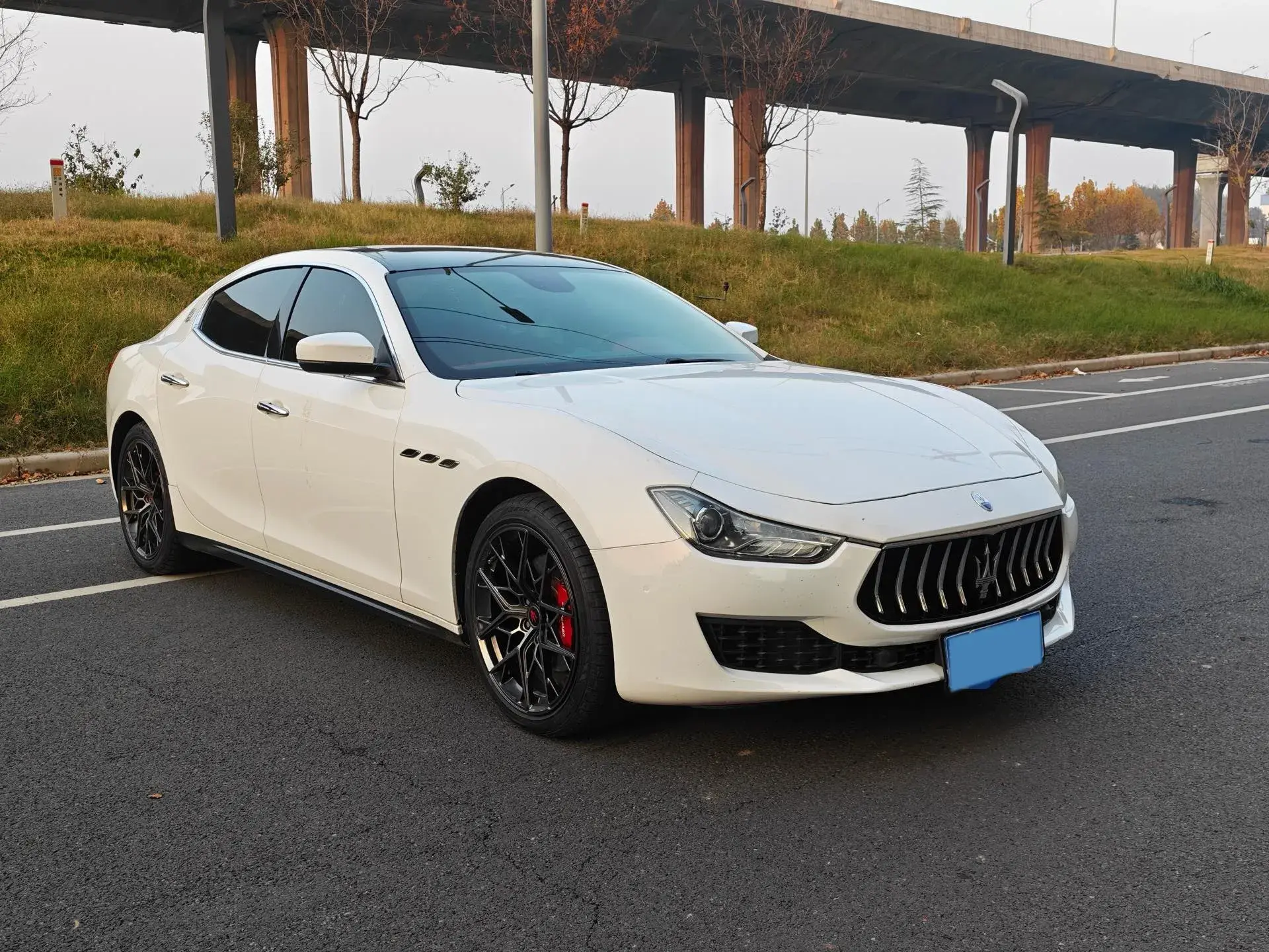 2018 MASERATI GHIBLI thumbnail 3