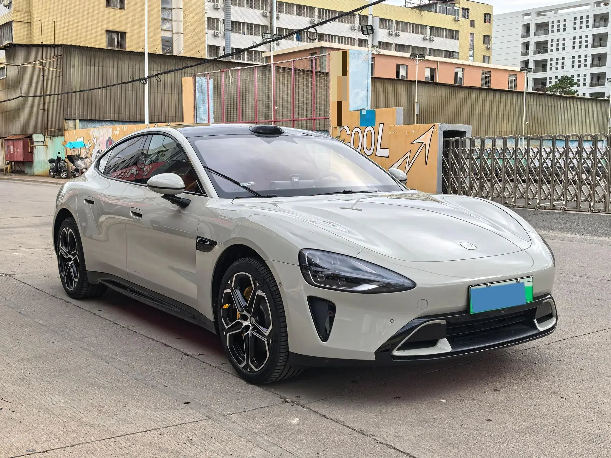 2024 MI SU7 thumbnail 3