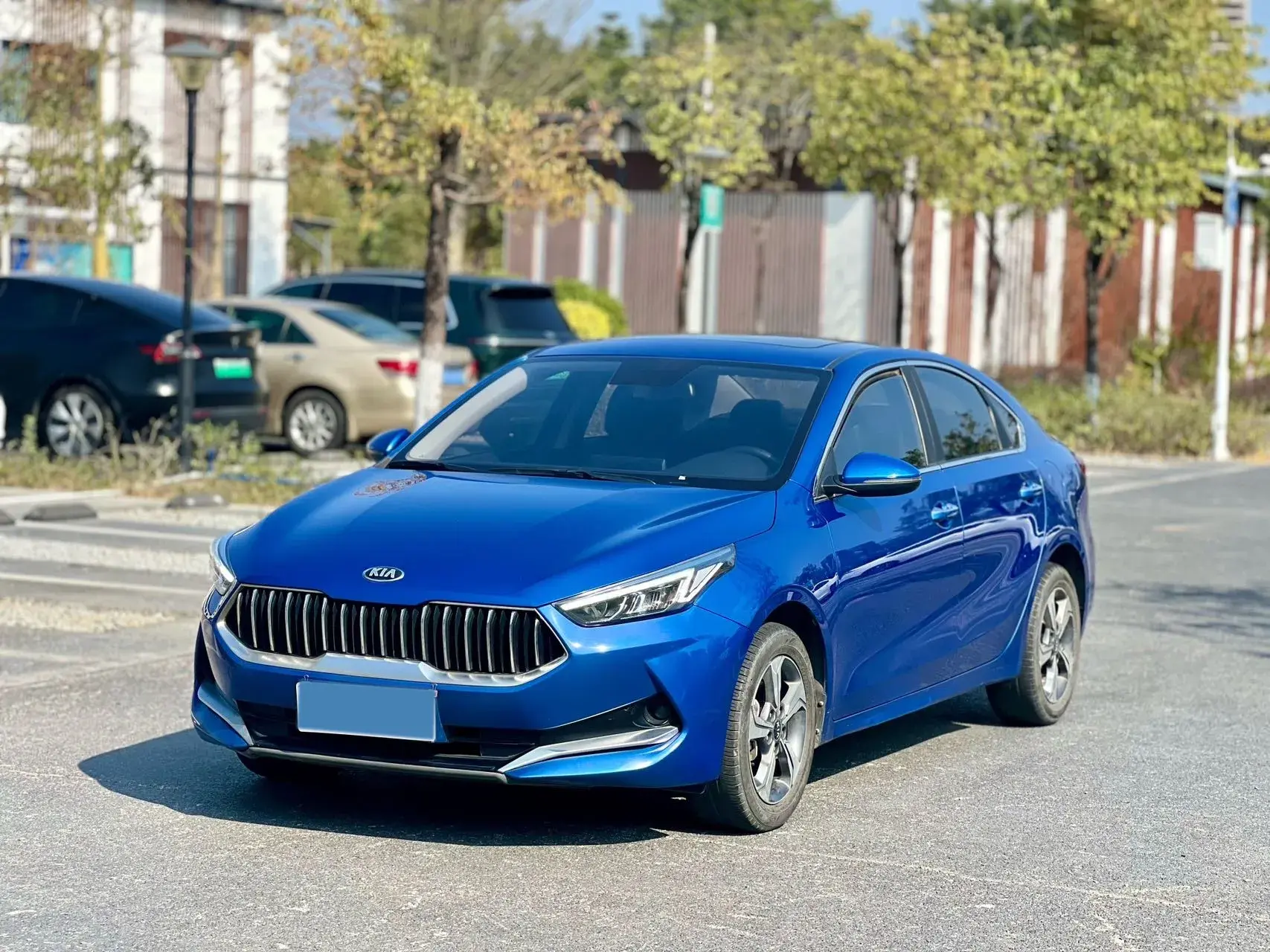 2019 KIA K3 view 1