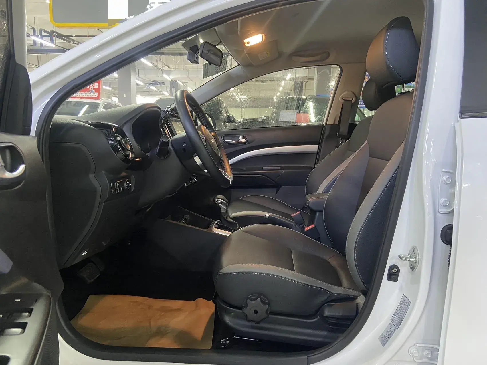 2021 KIA KX1 thumbnail 4