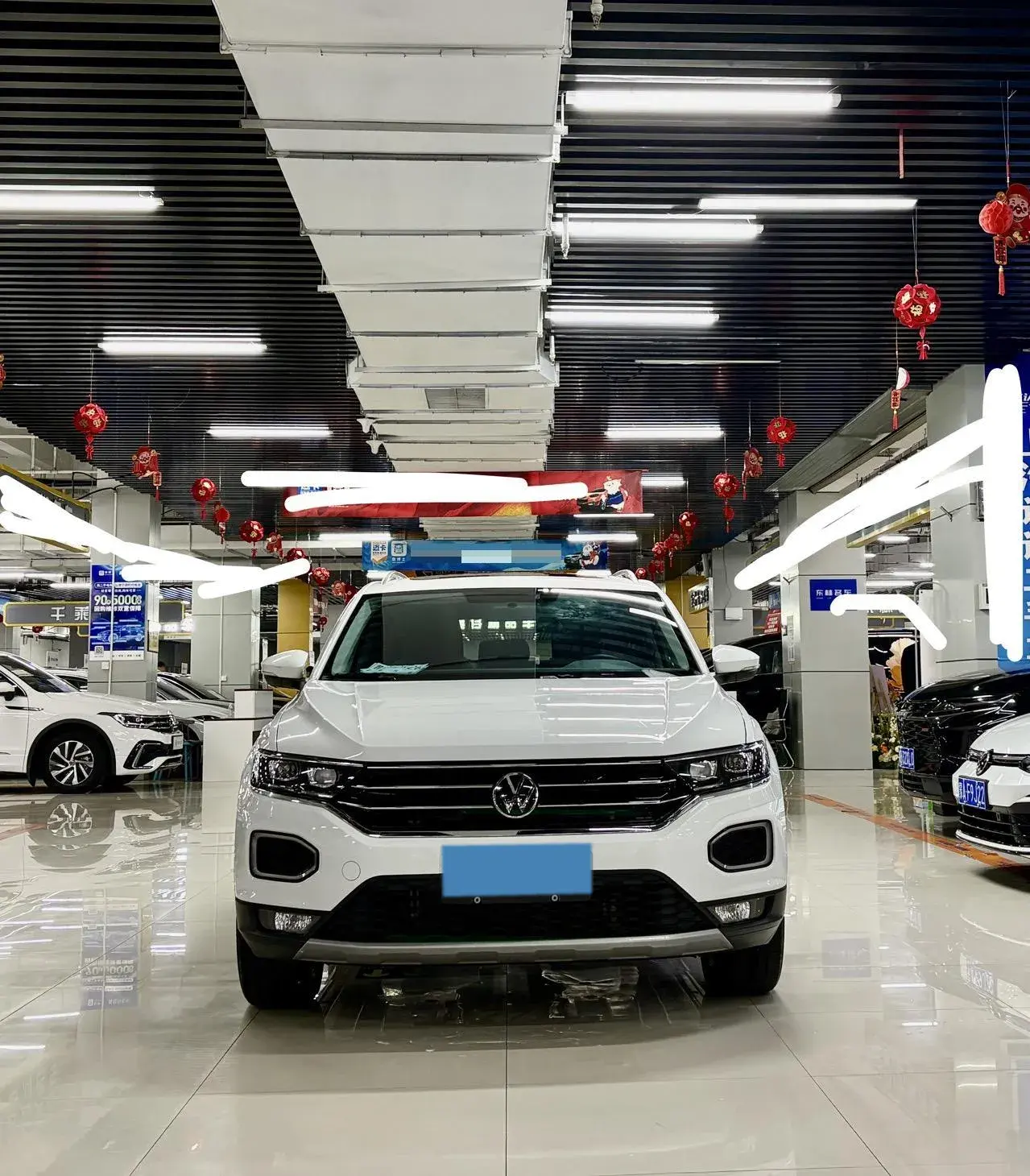 2022 VOLKSWAGEN T-ROC thumbnail 2