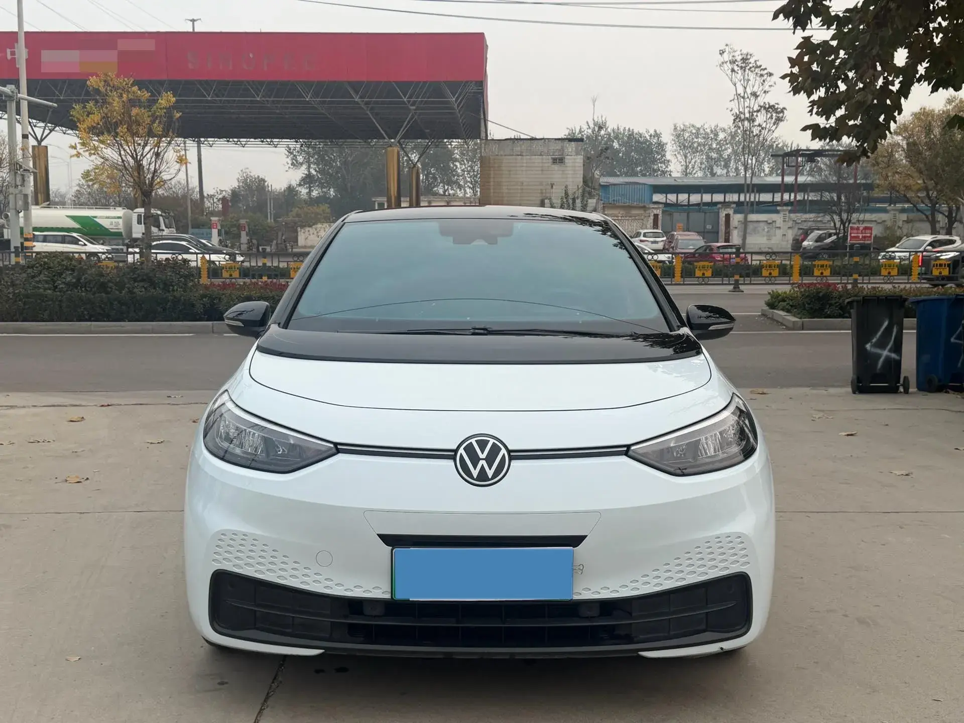 2023 VOLKSWAGEN ID.3 thumbnail 3