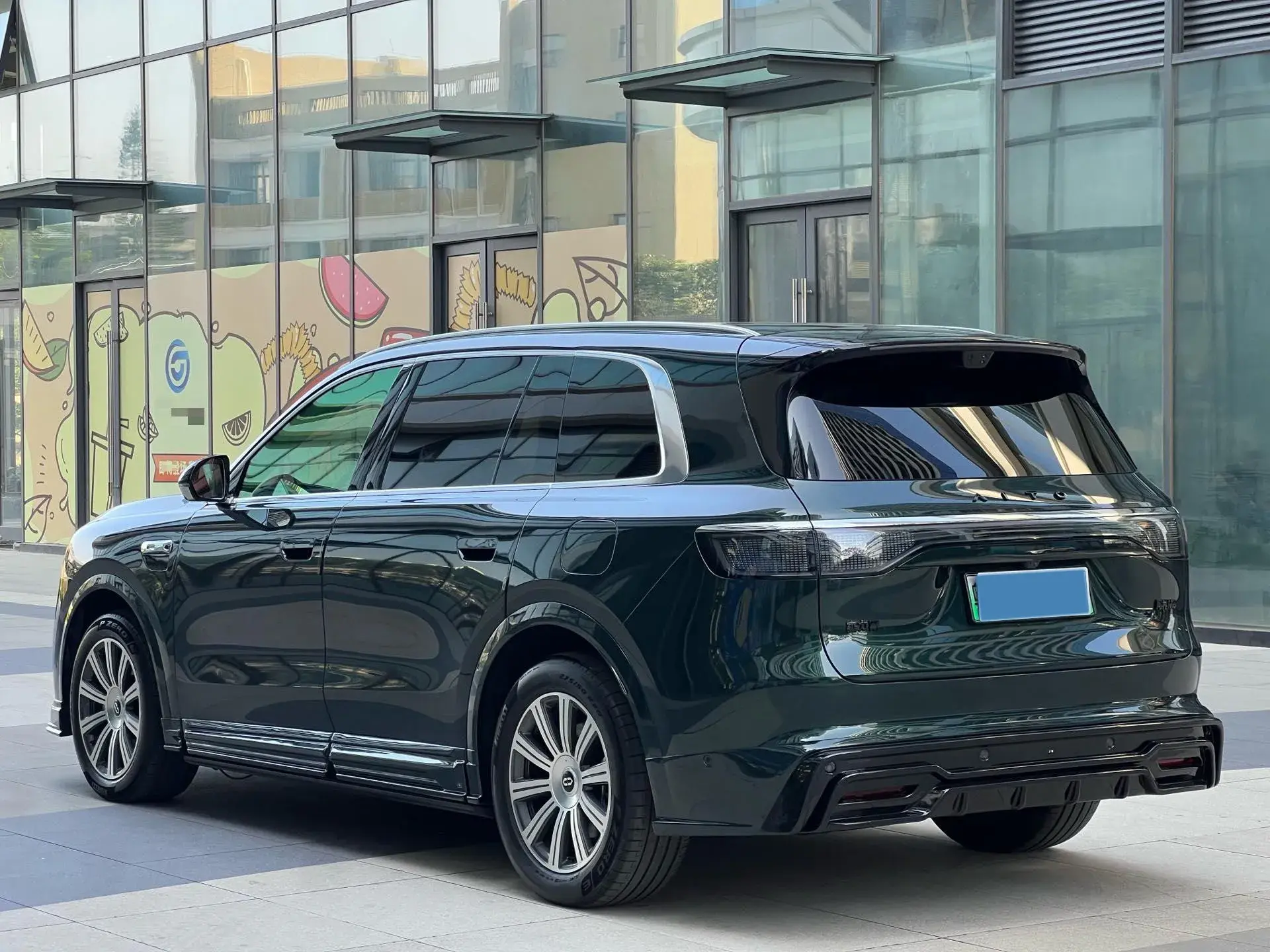 2025 AITO AITO thumbnail 4