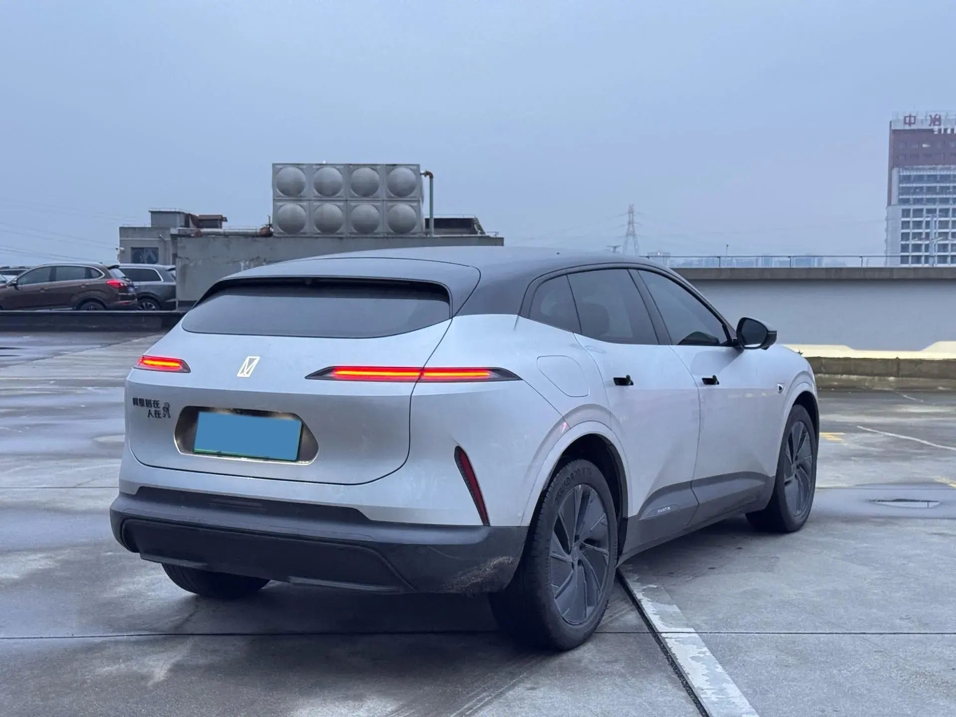 2024 AVATR 07 thumbnail 4