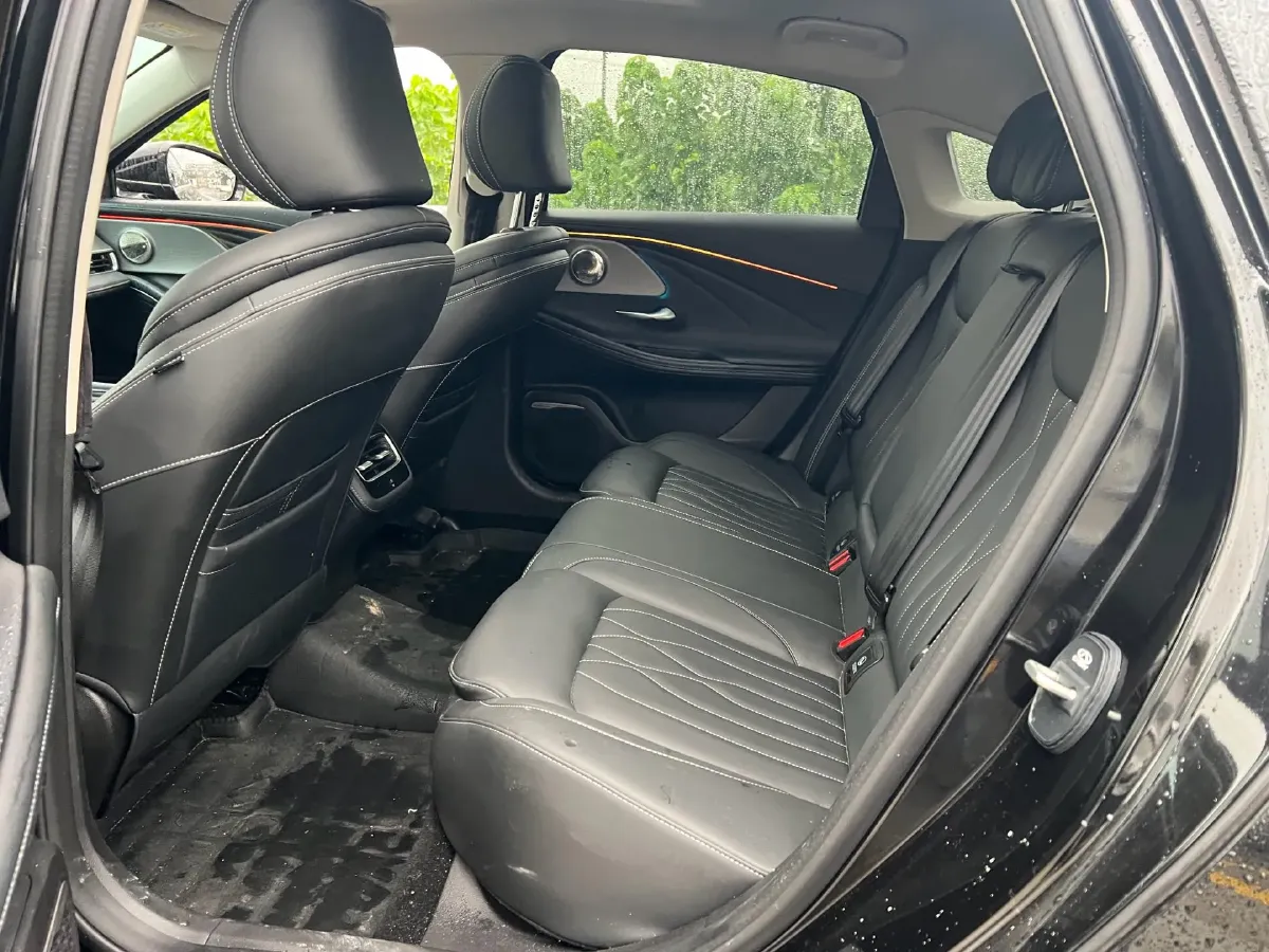 2025 Chery Arrizo 8 1.6T 197HP L4 7DCT,autocango,china used car exporter,china ev exporter,chinese used car exporter,chinese used ev exporter