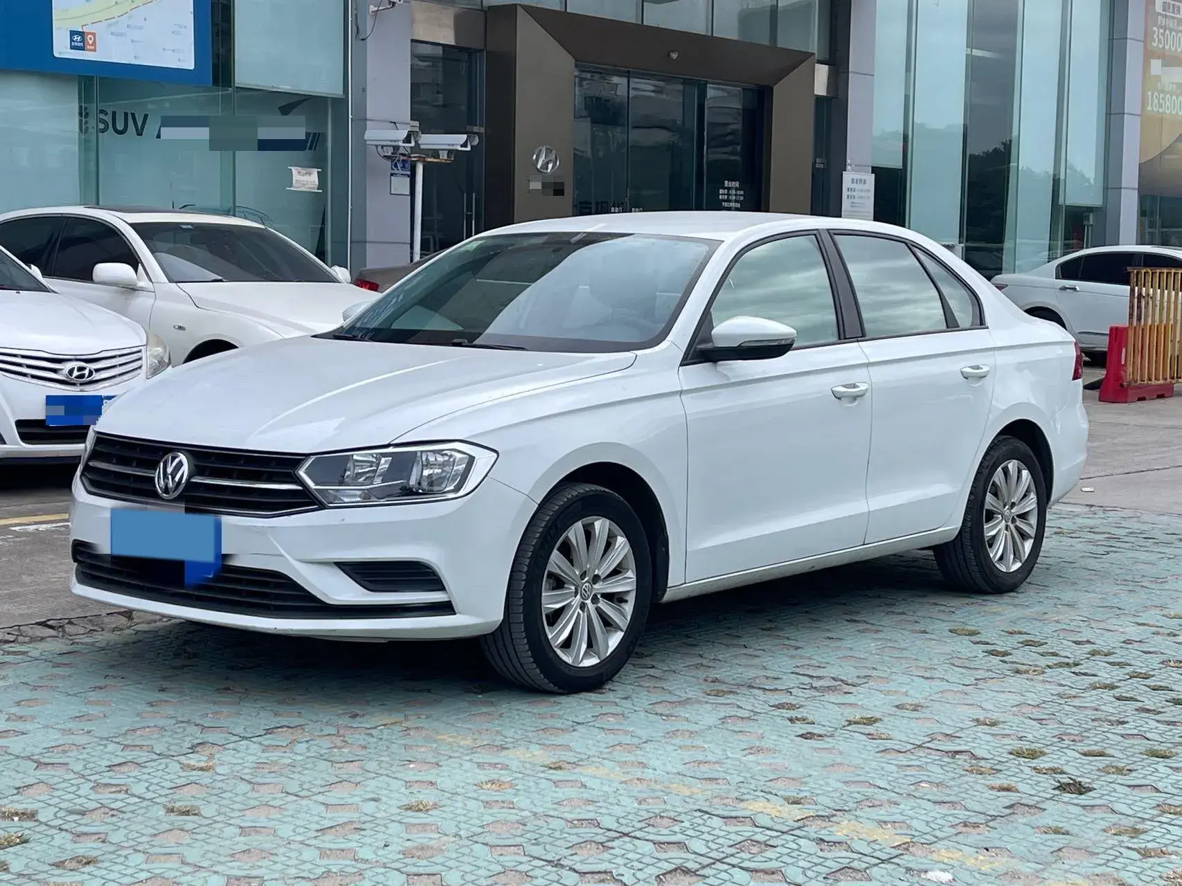 2019 VOLKSWAGEN BORA view 1