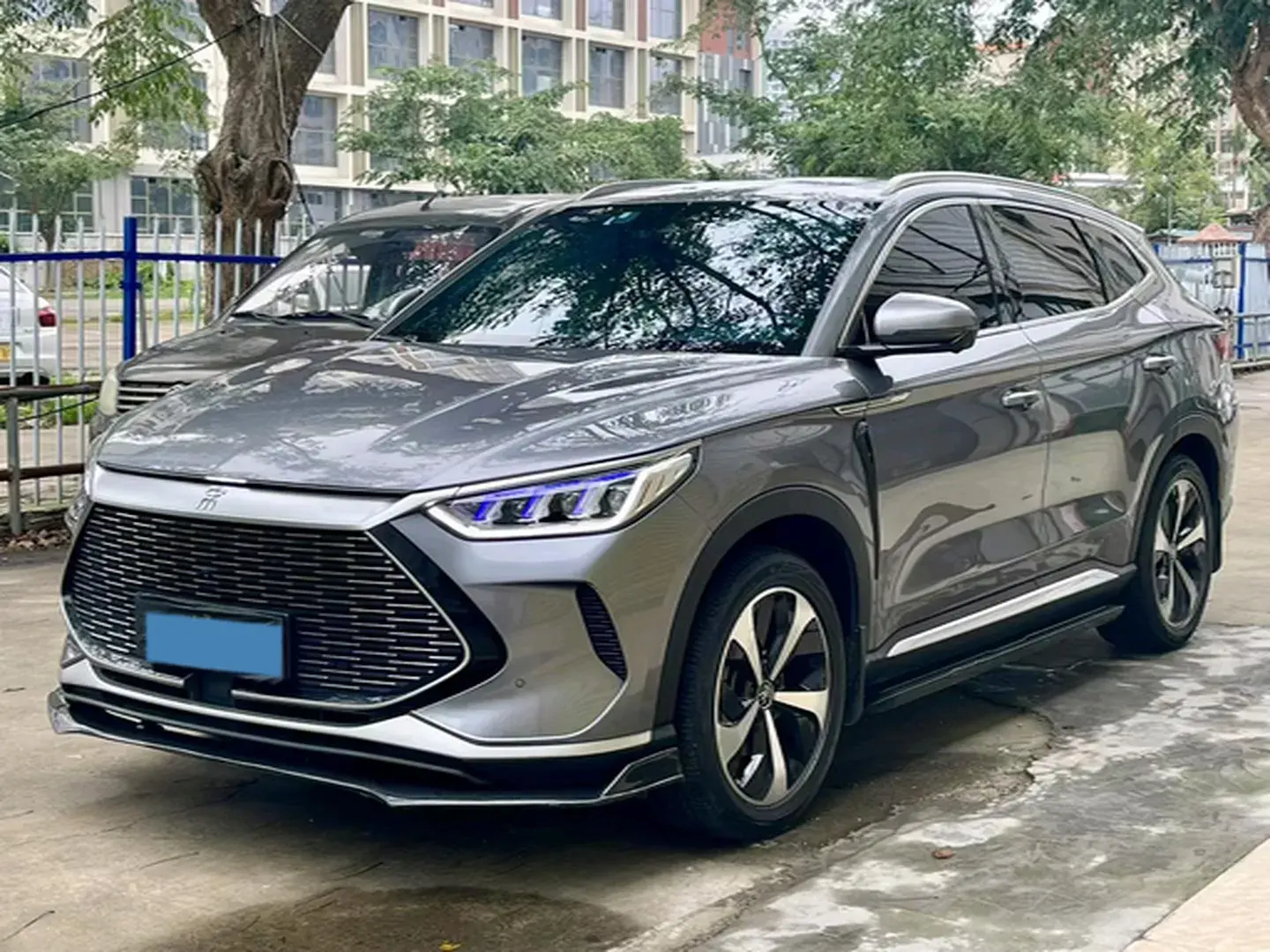 2021 BYD SONG view 1