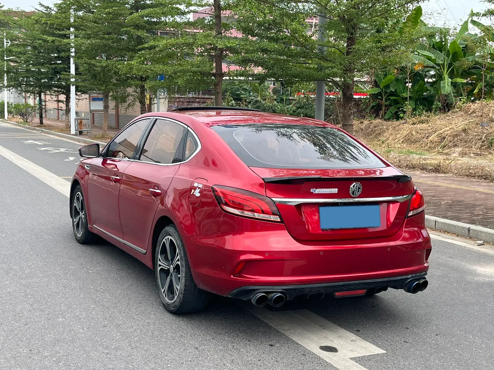 2017 MG MG6 thumbnail 4