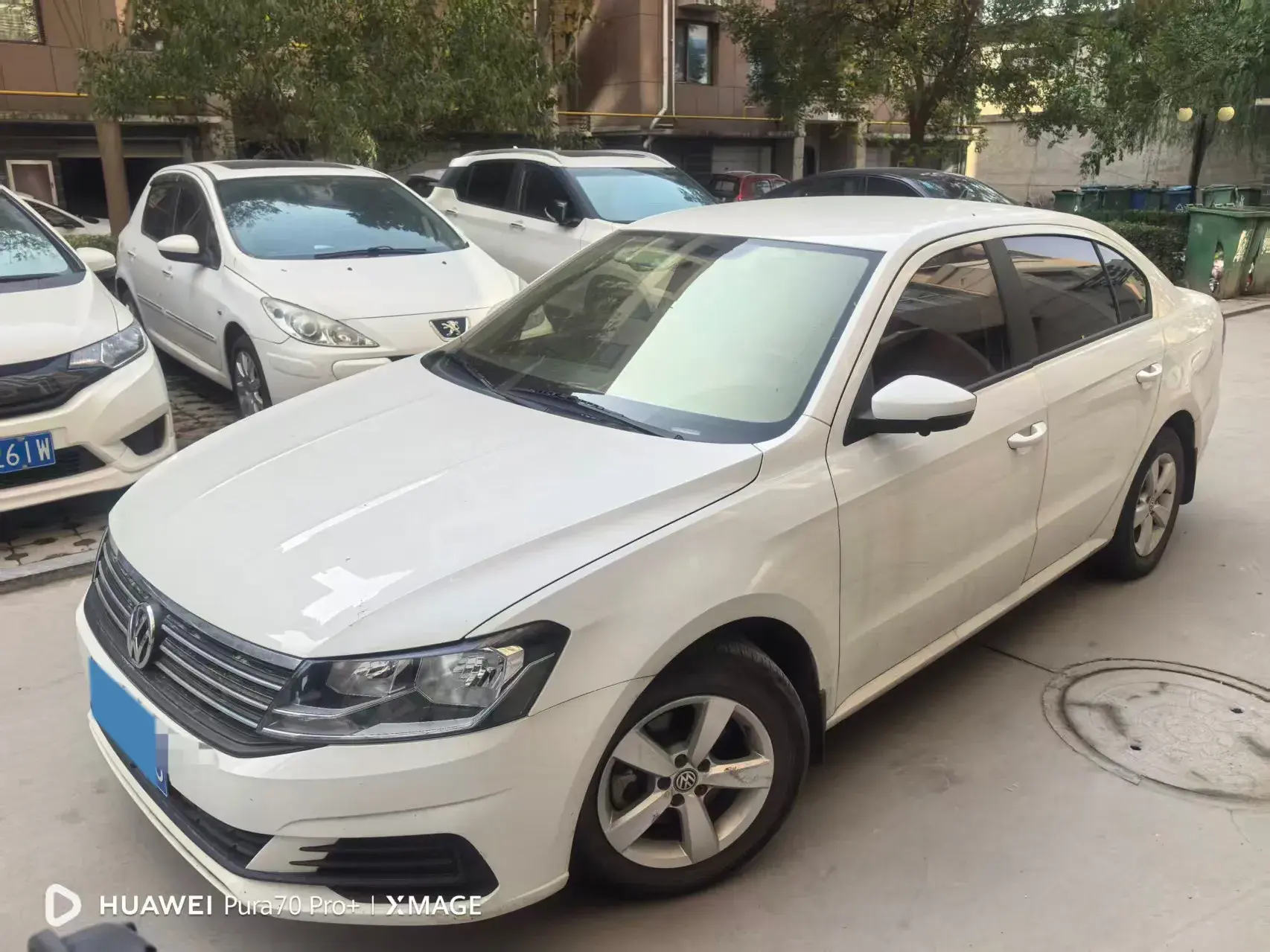 2019 VOLKSWAGEN LAVIDA view 1