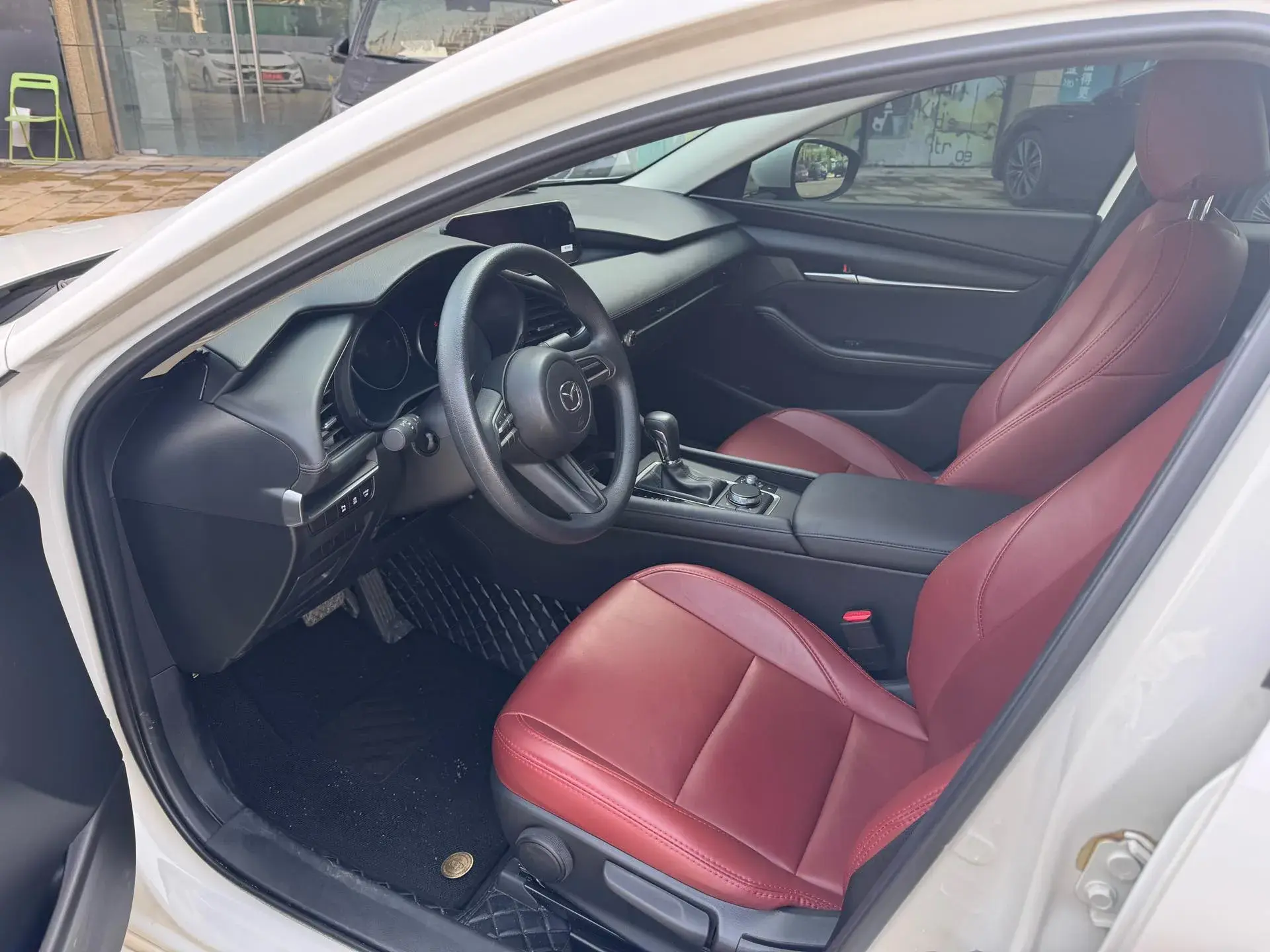 2022 MAZDA 3 thumbnail 4