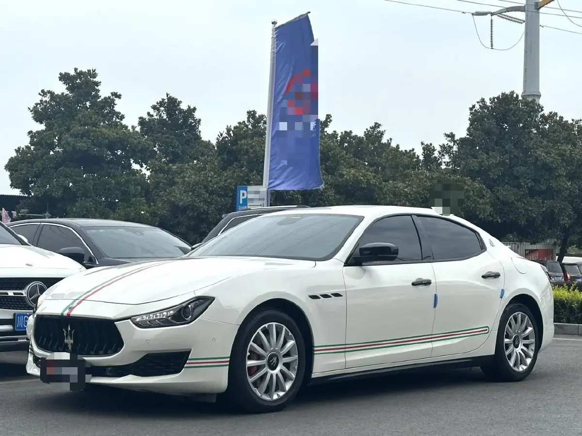 2018 Maserati Ghibli 3.0T 350HP V6 8AT