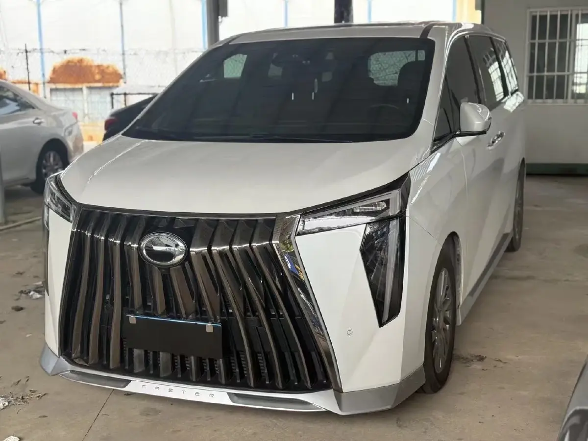 2023 GAC Trumpchi M8 2.0T 252HP L4 8AT