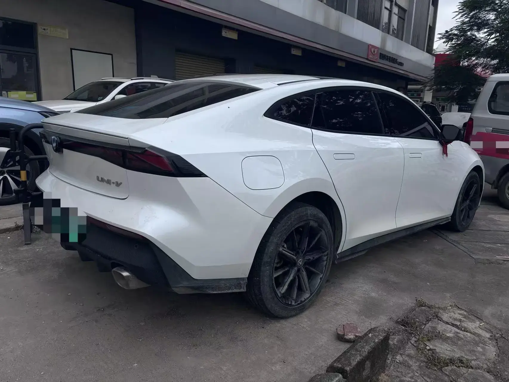 2023 CHANGAN UNI-V thumbnail 2