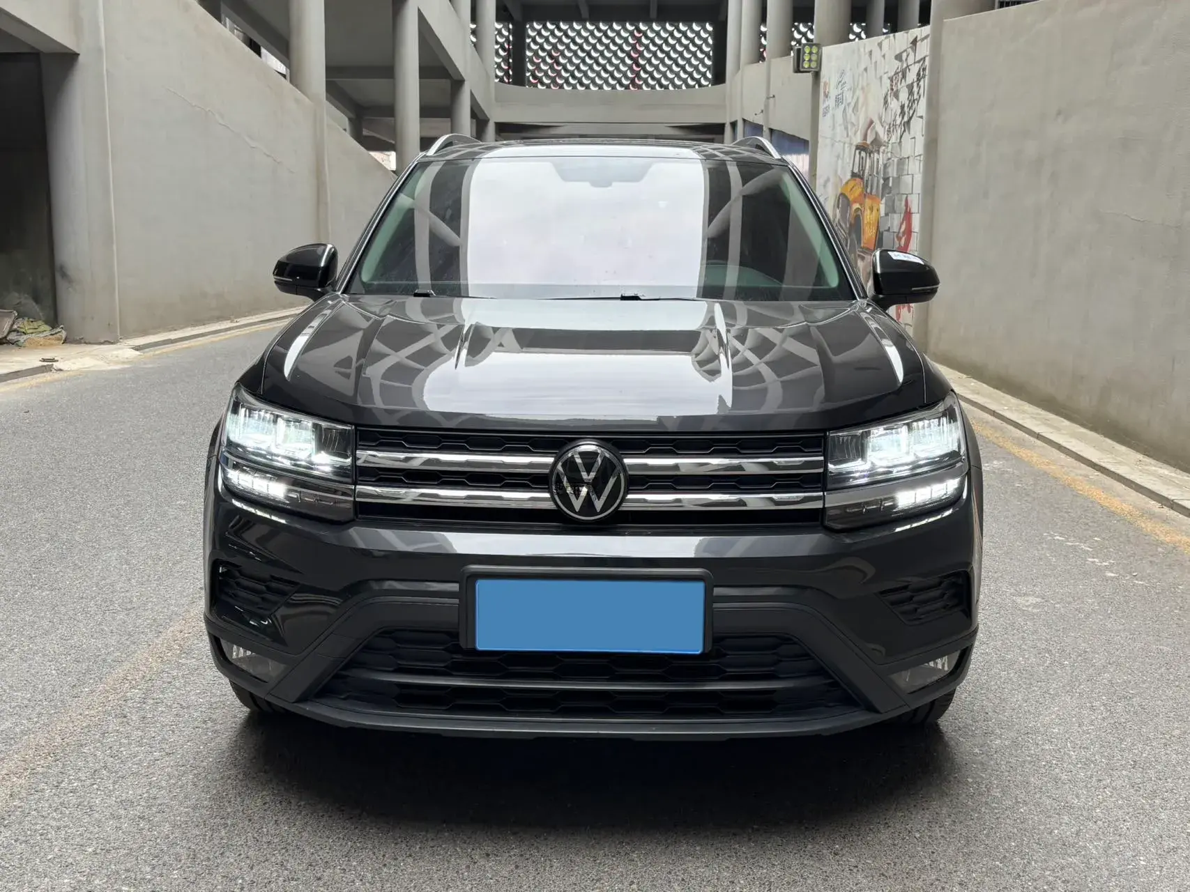 2021 VOLKSWAGEN THARU thumbnail 2