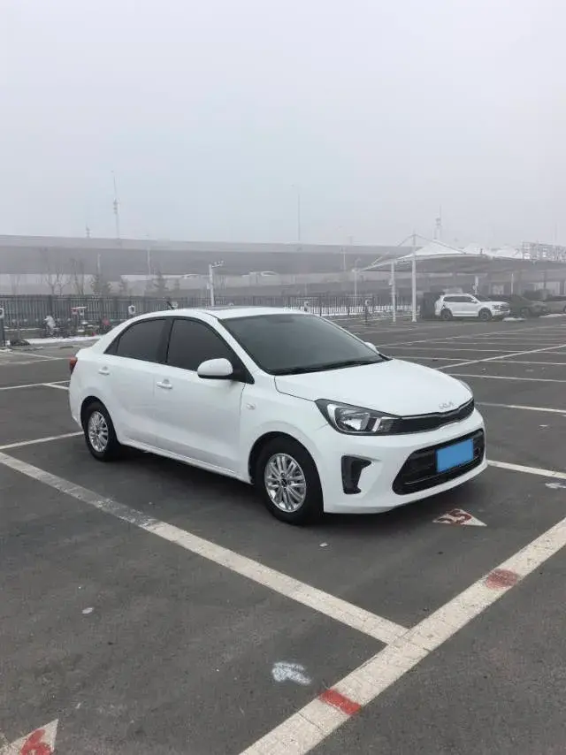 2020 KIA PEGAS thumbnail 3