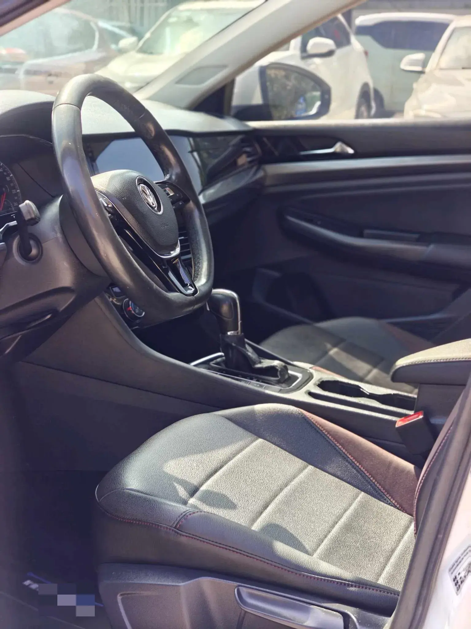 2019 VOLKSWAGEN BORA thumbnail 4