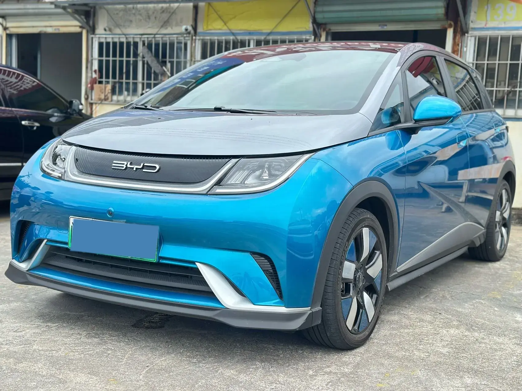 2021 BYD DOLPHIN view 1