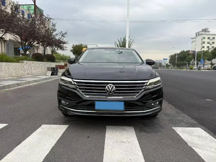 2021 VOLKSWAGEN LAVIDA thumbnail 2