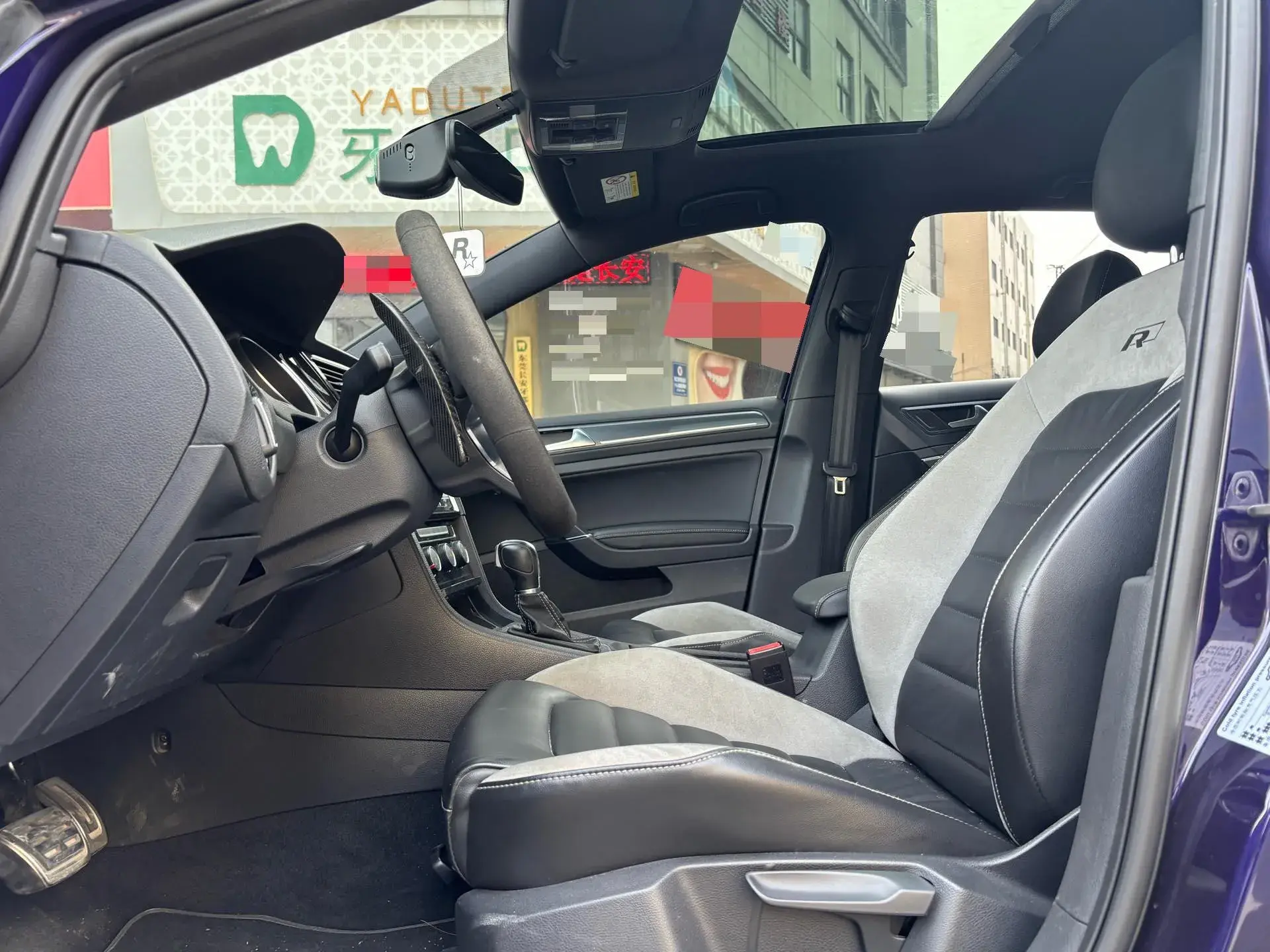 2018 VOLKSWAGEN GOLF thumbnail 4