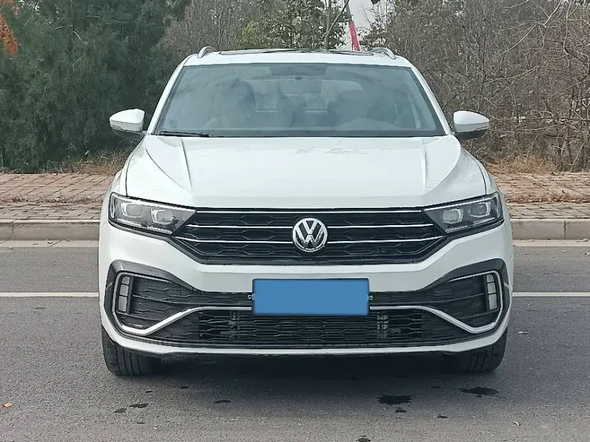 2020 VOLKSWAGEN T-ROC thumbnail 2