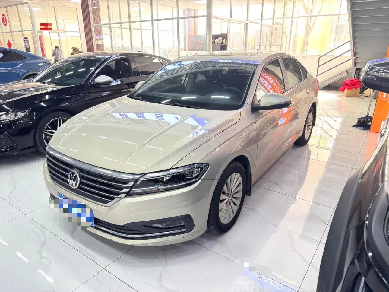 2019 VOLKSWAGEN LAVIDA view 1