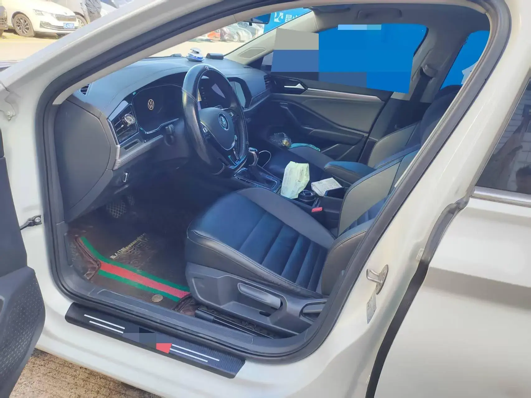 2020 VOLKSWAGEN SAGITAR thumbnail 3