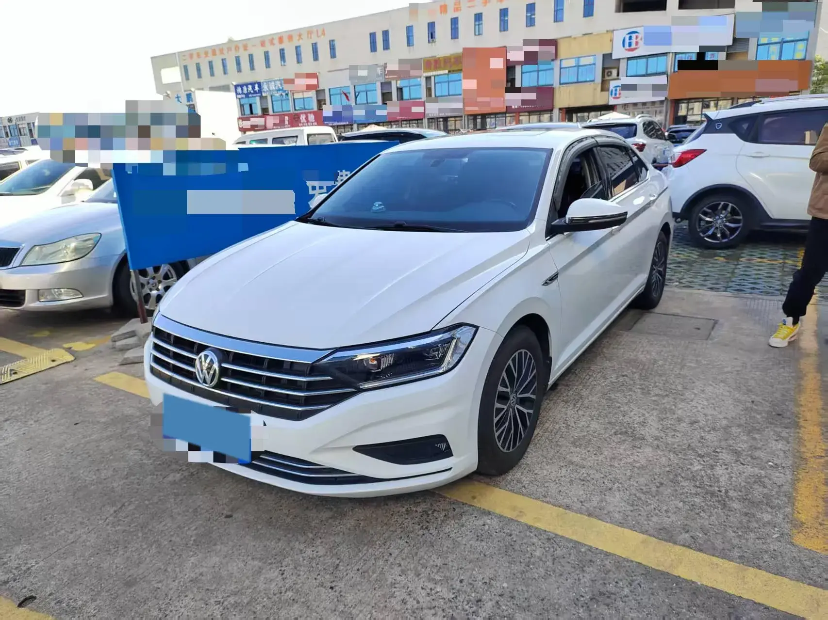 2020 VOLKSWAGEN SAGITAR view 1