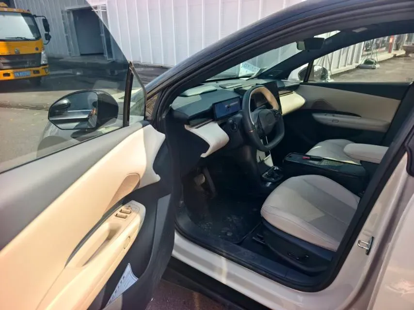 2025 LYNK&CO Z20 BEV 61.47KWH,autocango,china used car exporter,china ev exporter,chinese used car exporter,chinese used ev exporter