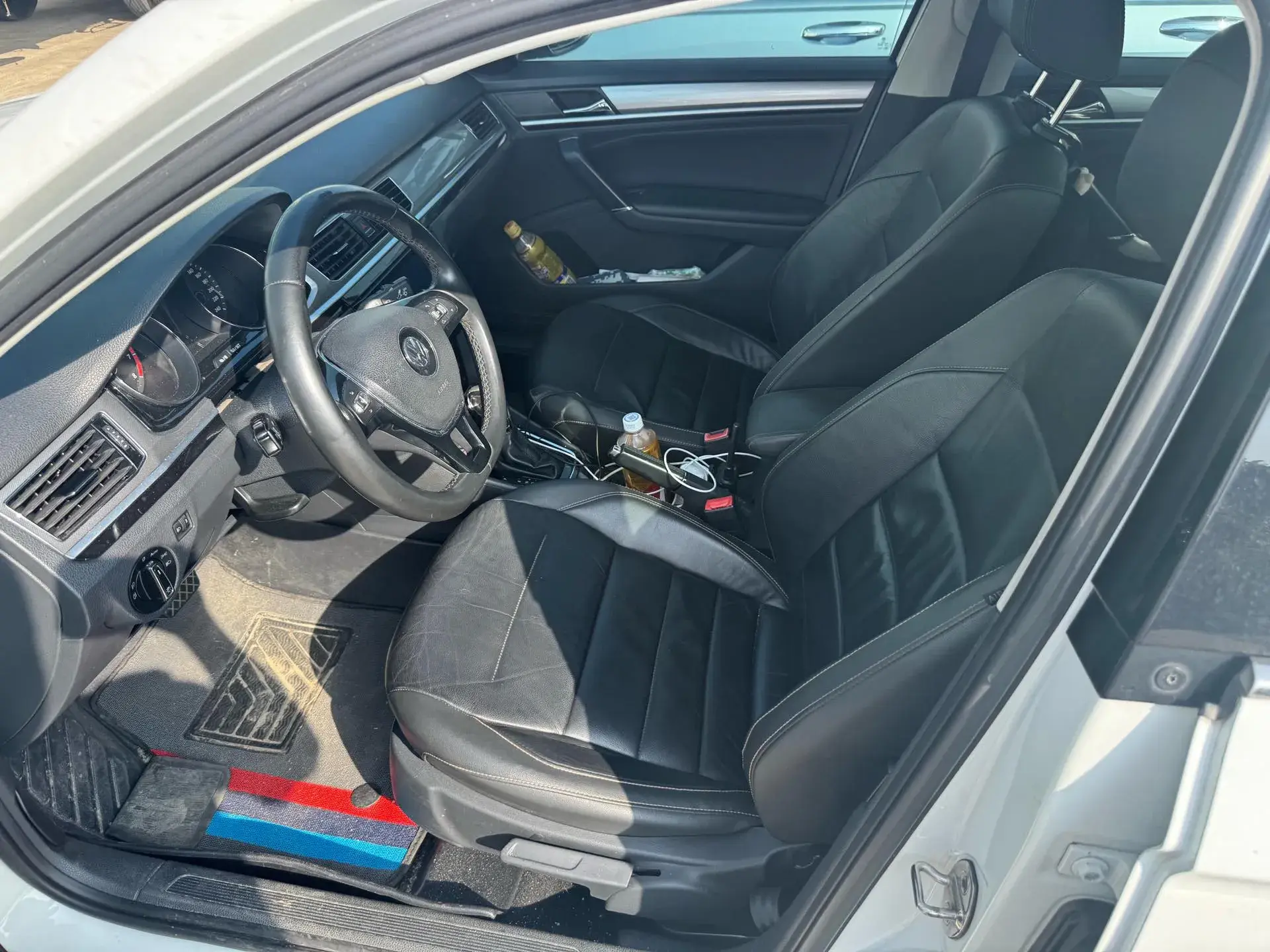 2018 VOLKSWAGEN BORA thumbnail 3