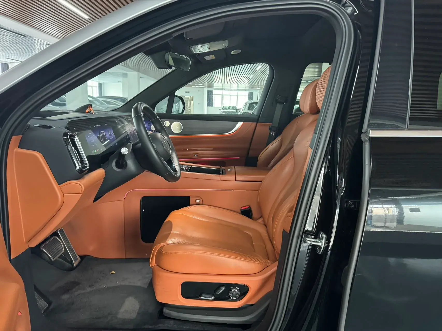 2024 AITO AITO thumbnail 2