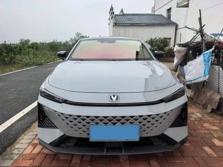 2024 CHANGAN UNI-V thumbnail 2