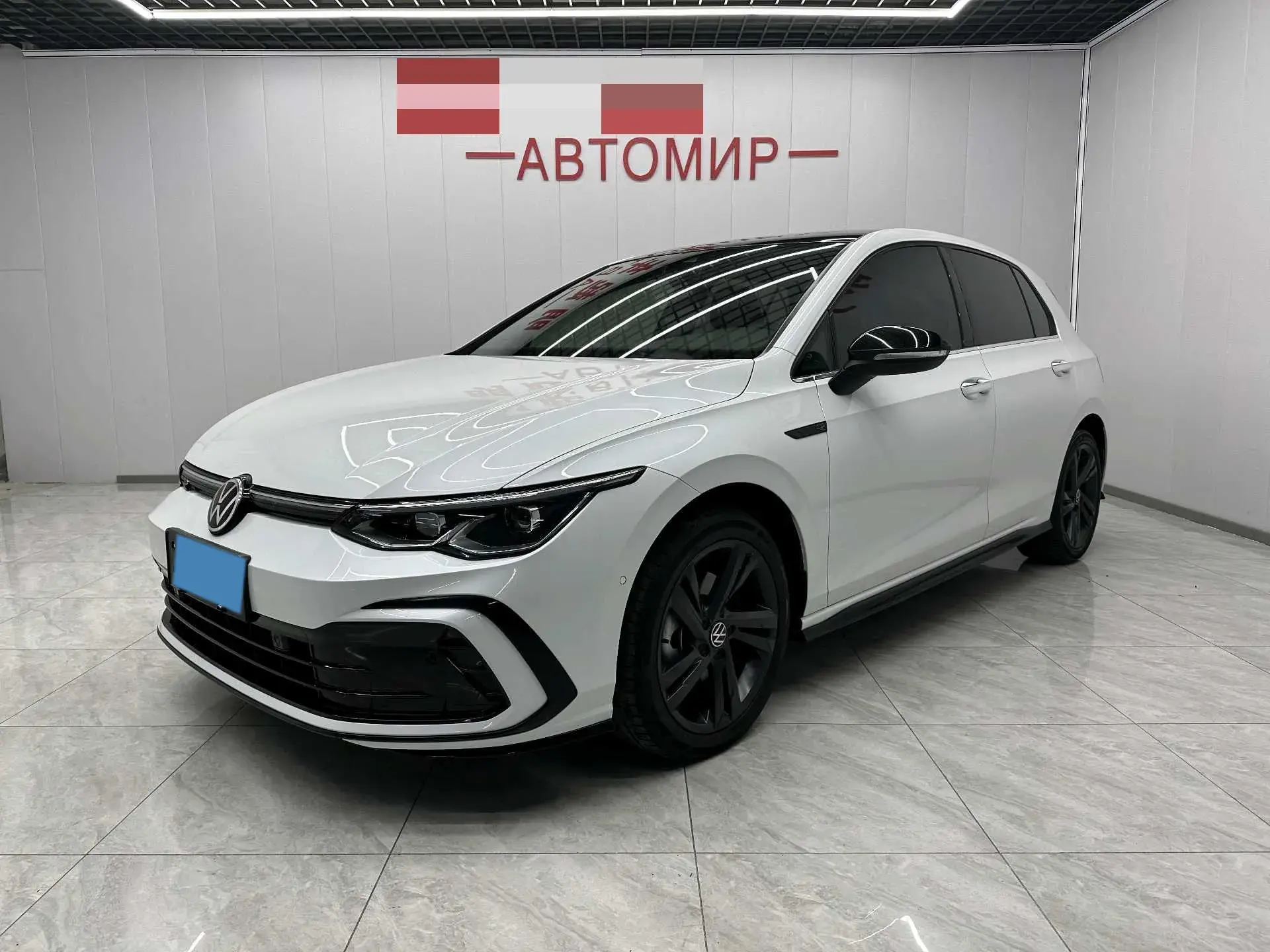 2021 VOLKSWAGEN GOLF view 1