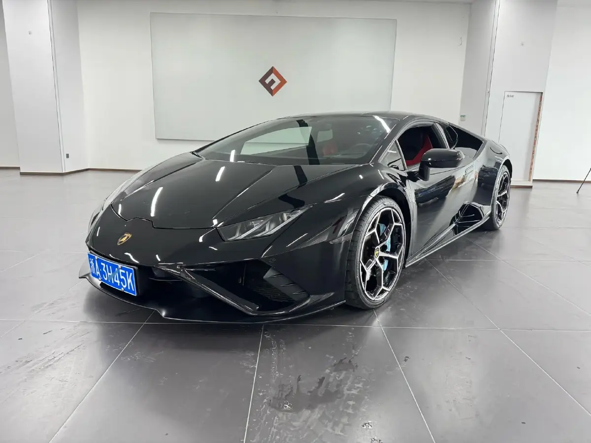 2020 Lamborghini Huracán 5.2L 611HP V10 7DCT