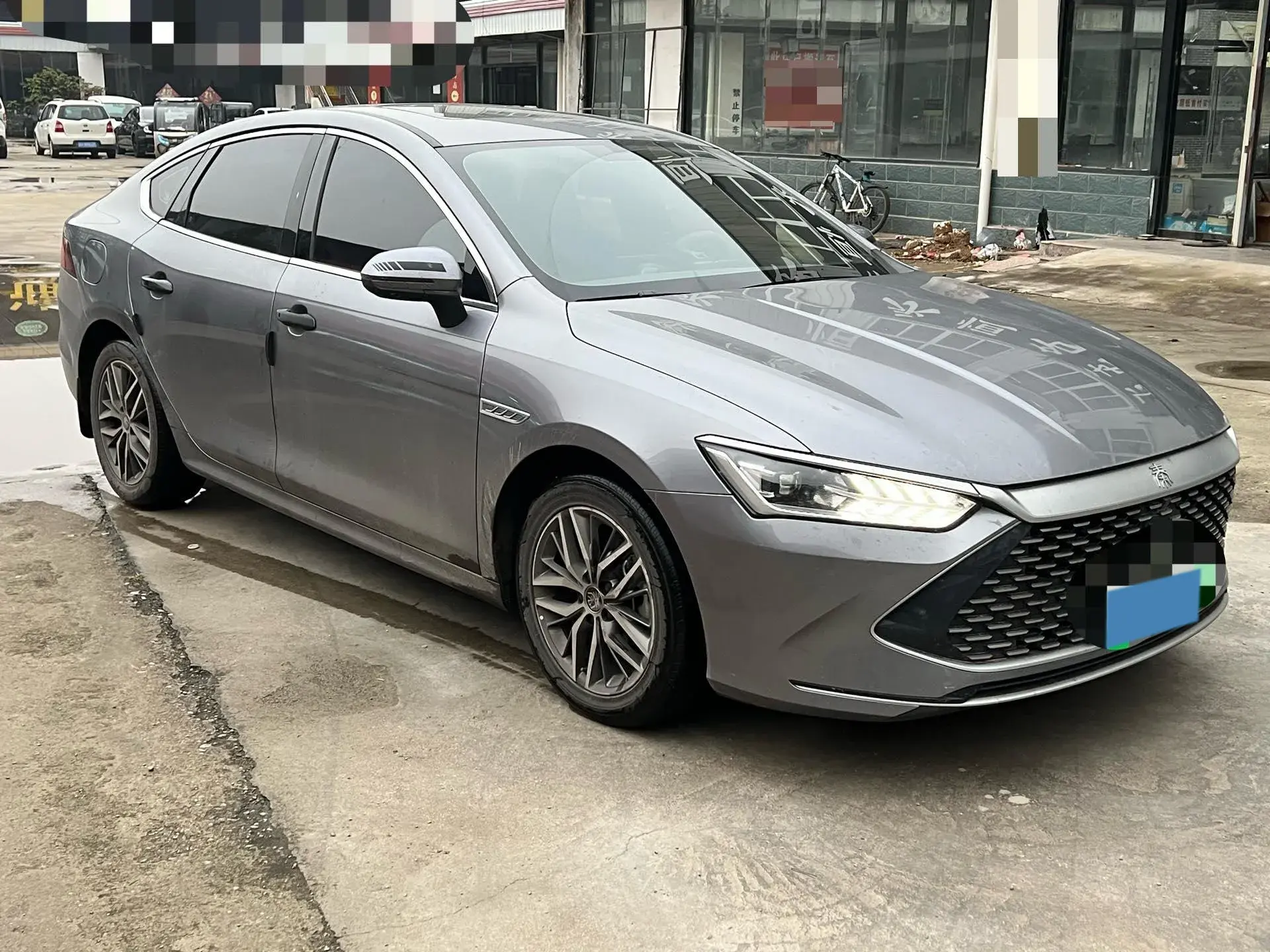 2021 BYD QIN thumbnail 2