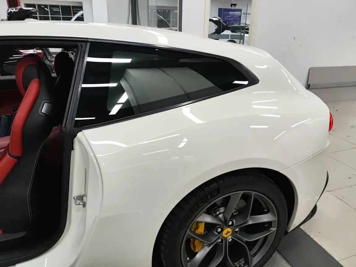 2017 Ferrari GTC4 Lusso 3.9T 609HP V8 7DCT,autocango,china used car exporter,china ev exporter,chinese used car exporter,chinese used ev exporter