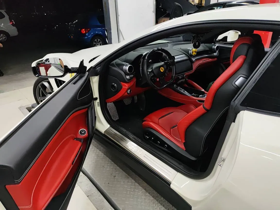 2017 Ferrari GTC4 Lusso 3.9T 609HP V8 7DCT,autocango,china used car exporter,china ev exporter,chinese used car exporter,chinese used ev exporter