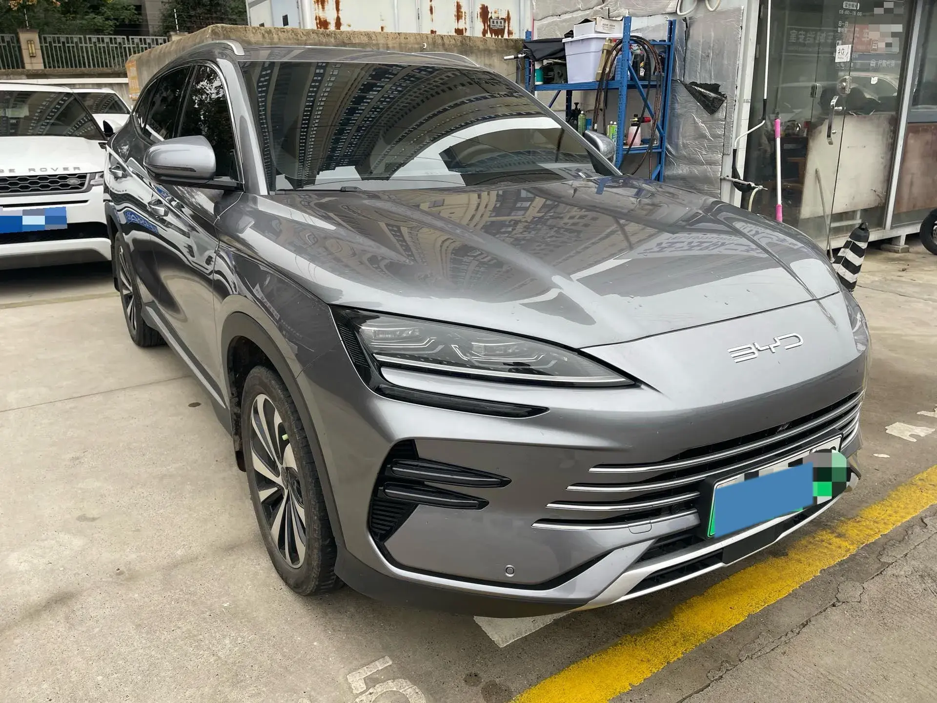 2023 BYD SONG thumbnail 3