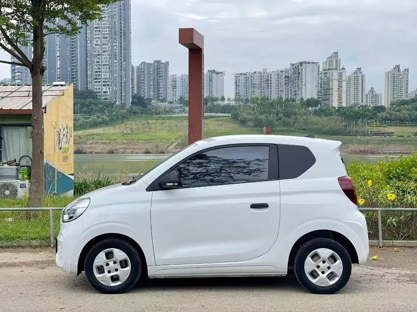 2021 ROEWE CLEVER thumbnail 2