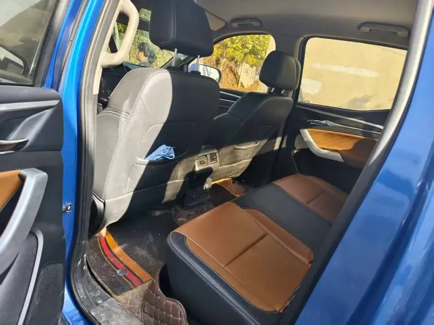 2022 MAXUS T70 thumbnail 3