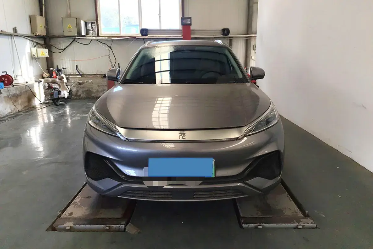 2024 BYD YUAN thumbnail 3