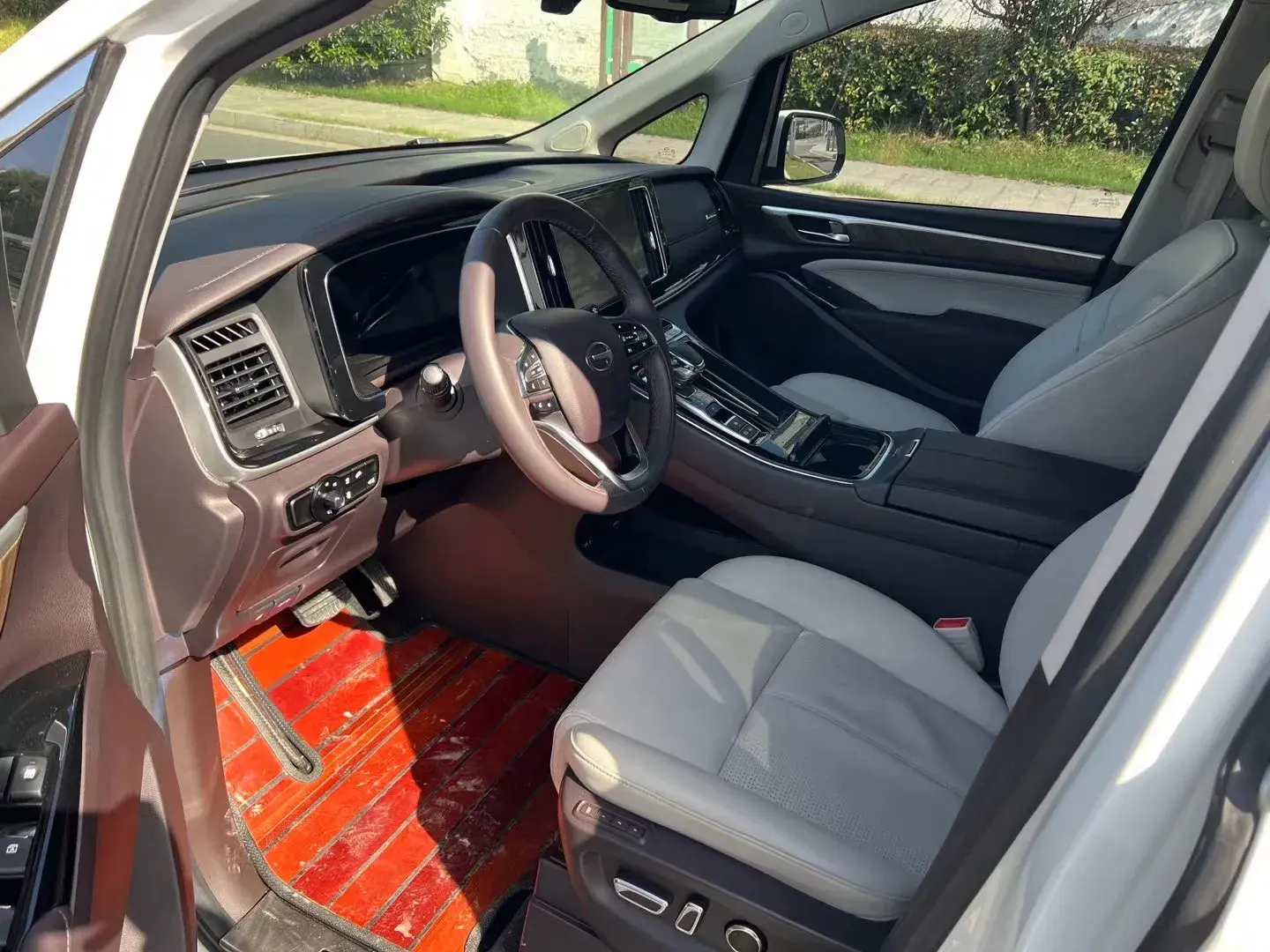 2021 GAC TRUMPCHI thumbnail 3