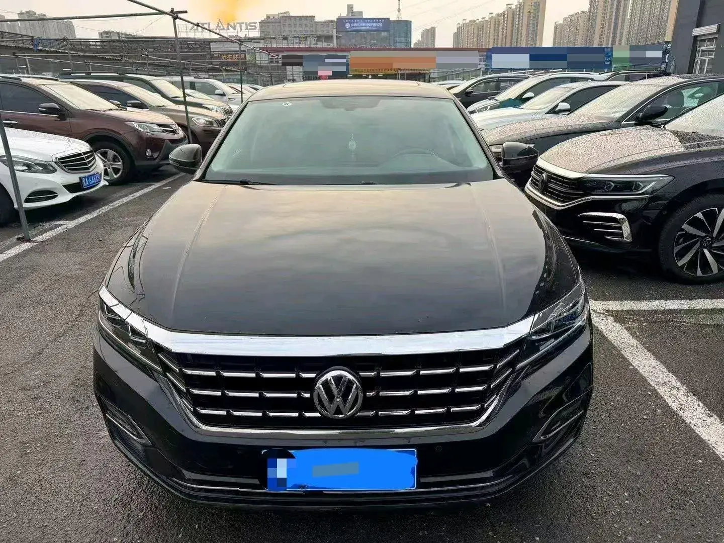 2019 VOLKSWAGEN PASSAT thumbnail 2