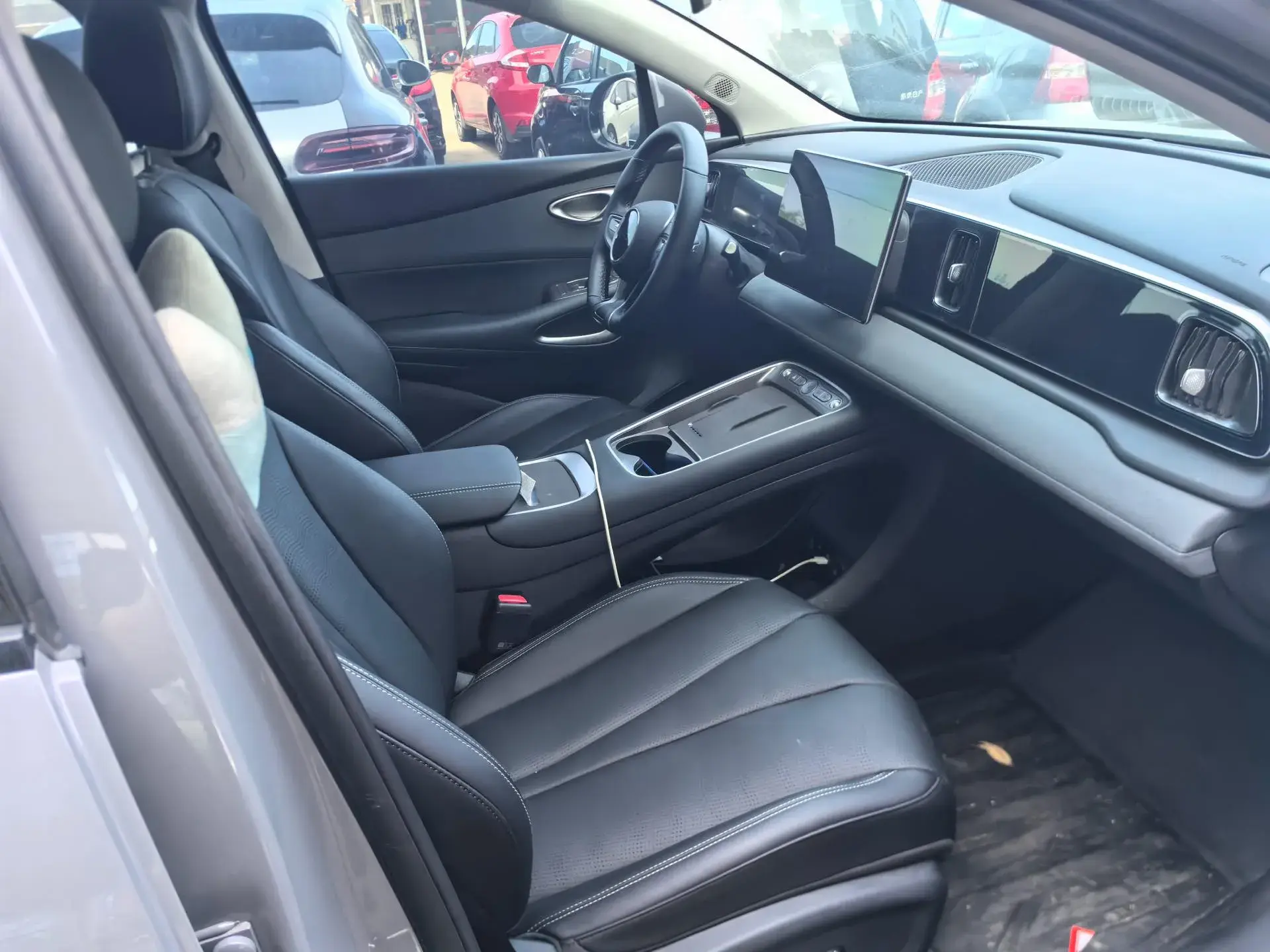 2025 BYD SEA thumbnail 3