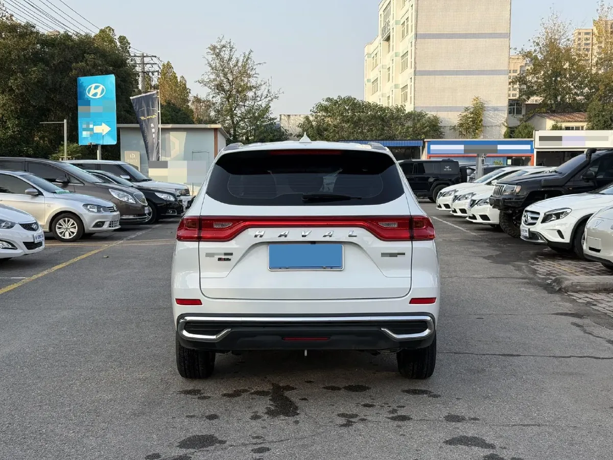 2021 Haval M6 1.5T 150HP L4 7DCT,autocango,china used car exporter,china ev exporter,chinese used car exporter,chinese used ev exporter